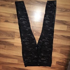 Camo leggings with drawstring